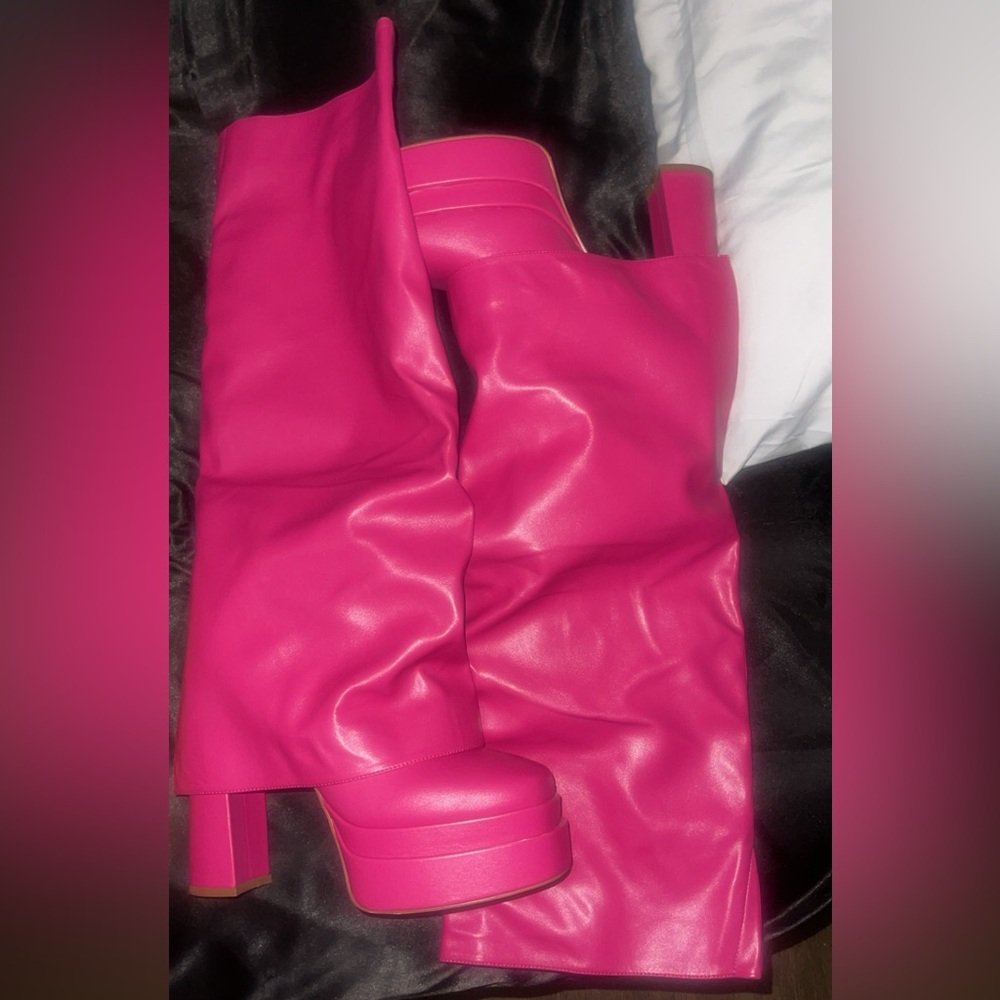 Platform boot - Picture 3 of 3